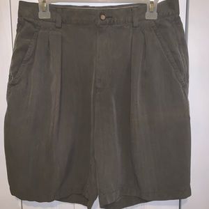 Tommy Bahama Pleated Relaxed shorts